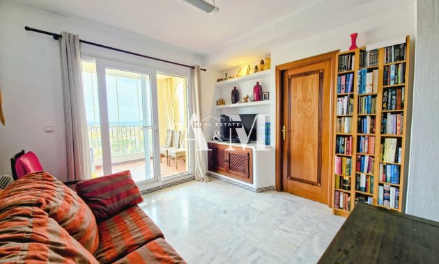 Long Term Rental - Apartment / flat - Torrevieja - Playa de los Locos