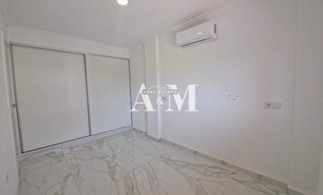 Long Term Rental - Apartment / flat - Torrevieja - Torrelamata - La Mata