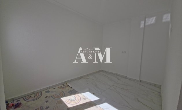 Long Term Rental - Apartment / flat - Torrevieja - Torrelamata - La Mata
