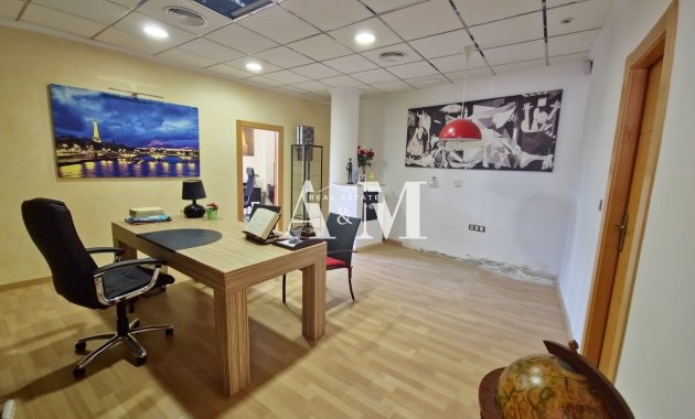 Location à long terme - Commercial - Orihuela