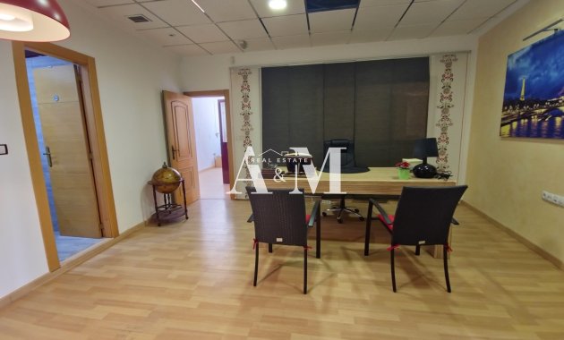 Location à long terme - Commercial - Orihuela