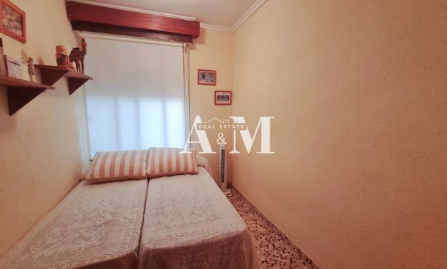 Long Term Rental - Apartment / flat - Torrevieja - Playa de los Locos