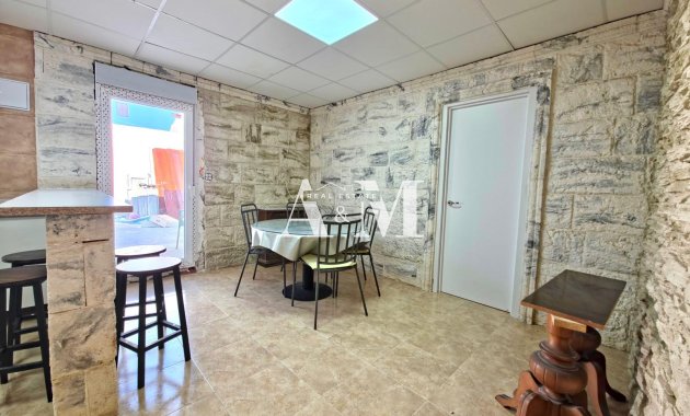 Alquiler a largo plazo - Bungalow - Orihuela - Montepinar