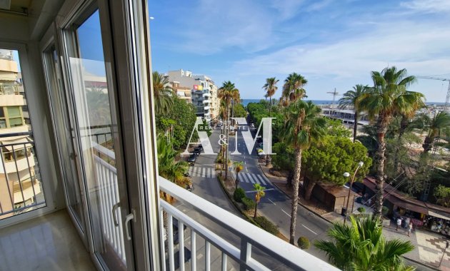 Long Term Rental - Apartment / flat - Torrevieja - Centro