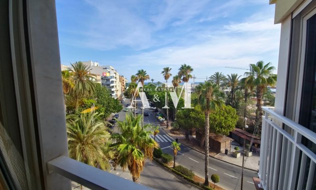 Long Term Rental - Apartment / flat - Torrevieja - Centro