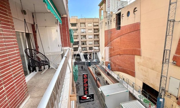 Долгосрочная аренда - Квартира / квартира - Torrevieja - Centro