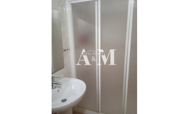 Long Term Rental - Apartment / flat - Torrevieja - Centro