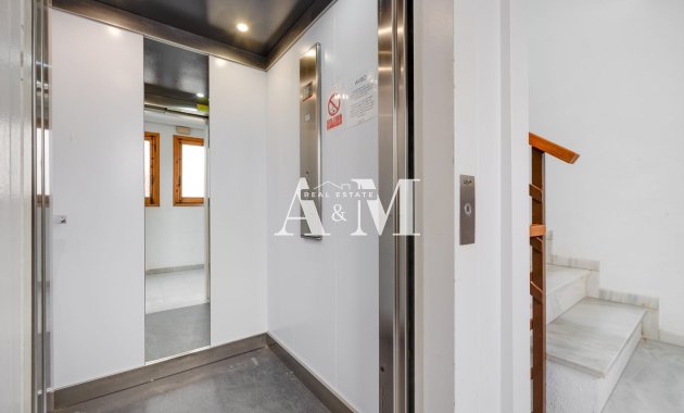 Long Term Rental - Apartment / flat - Torrevieja - Playa de los Locos