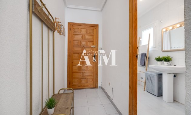 Long Term Rental - Apartment / flat - Torrevieja - Playa de los Locos