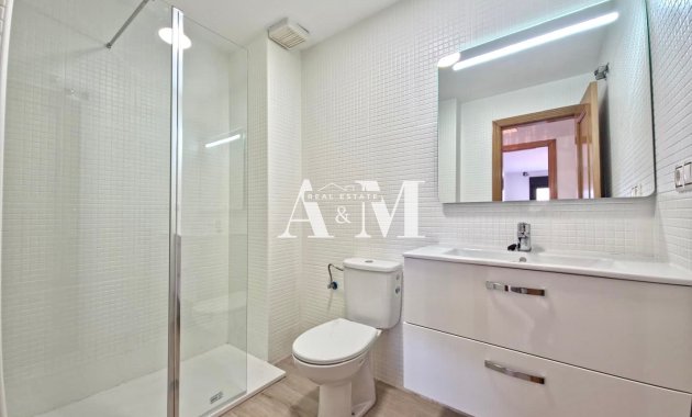 Long Term Rental - Apartment / flat - Torrevieja - Centro