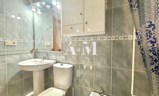 Long Term Rental - Apartment / flat - Torrevieja - Playa de los Locos