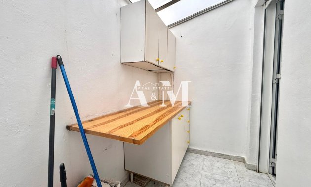 Long Term Rental - Apartment / flat - Torrevieja - Playa de los Locos