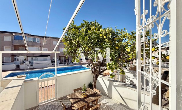 Alquiler a largo plazo - Adosado - Torre de la Horadada - Mil Palmeras