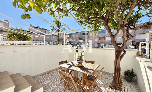 Alquiler a largo plazo - Adosado - Torre de la Horadada - Mil Palmeras