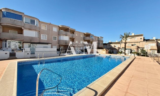 Alquiler a largo plazo - Adosado - Torre de la Horadada - Mil Palmeras