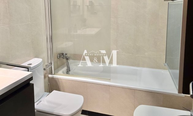 Long Term Rental - Apartment / flat - Torrevieja - Centro