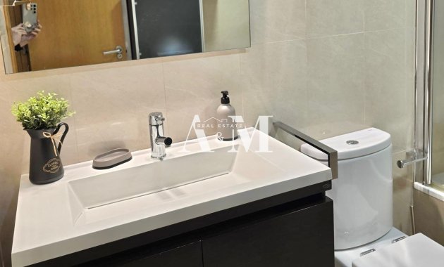 Long Term Rental - Apartment / flat - Torrevieja - Centro