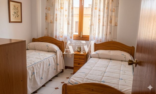 Alquiler a largo plazo - Apartamento / piso - La Mata