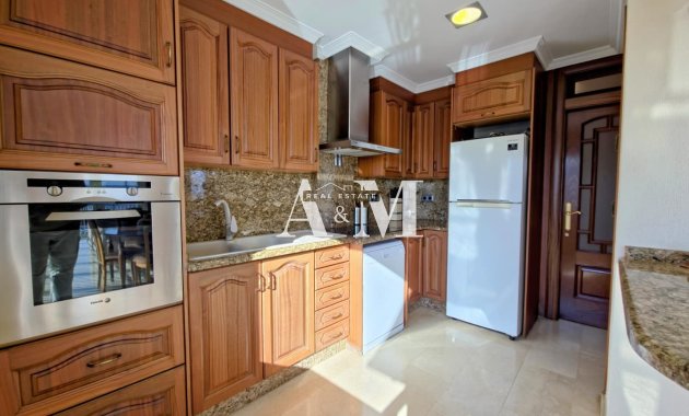 Long Term Rental - Apartment / flat - Torrevieja - Centro