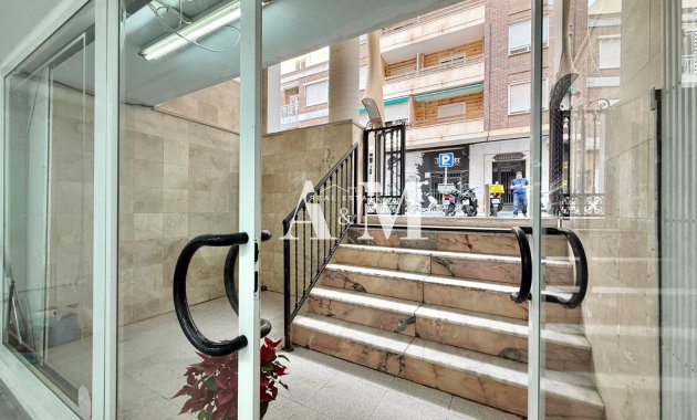 Alquiler a largo plazo - Comercial - Torrevieja - Centro