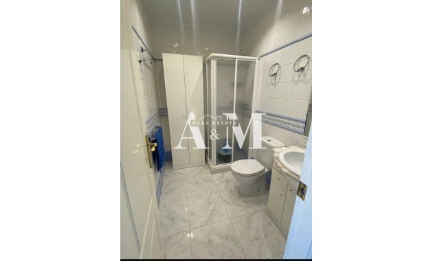 Location à long terme - Maison de ville - Torrevieja - Nueva Torrevieja - Aguas Nuevas