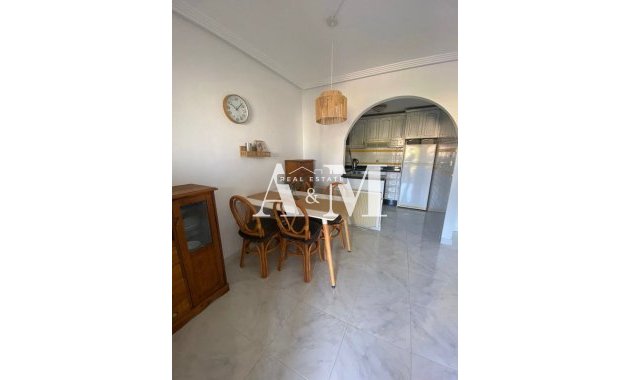 Location à long terme - Maison de ville - Torrevieja - Nueva Torrevieja - Aguas Nuevas