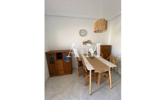 Location à long terme - Maison de ville - Torrevieja - Nueva Torrevieja - Aguas Nuevas