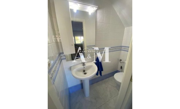 Location à long terme - Maison de ville - Torrevieja - Nueva Torrevieja - Aguas Nuevas