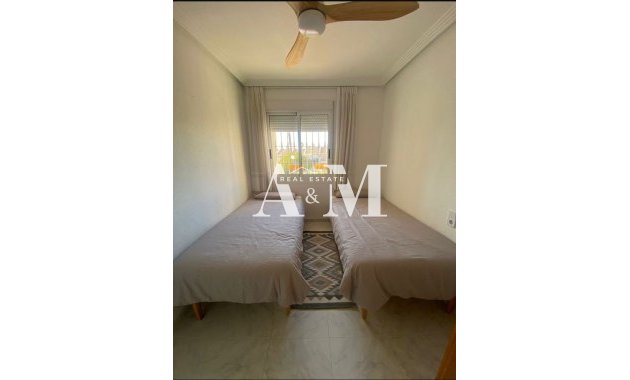 Location à long terme - Maison de ville - Torrevieja - Nueva Torrevieja - Aguas Nuevas