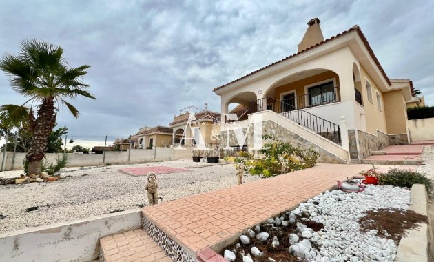 Location à long terme - Chalet - Ciudad Quesada