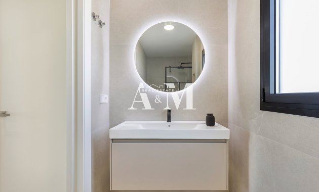 Nouvelle construction - detached - Los Alcazares