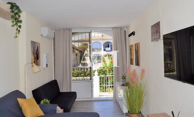 Alquiler a largo plazo - Bungalow - Torrevieja - Los Balcones - Lago Jardin