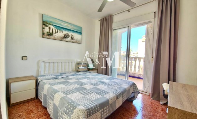 Alquiler a largo plazo - Chalet - Torrevieja - Torrelamata - La Mata