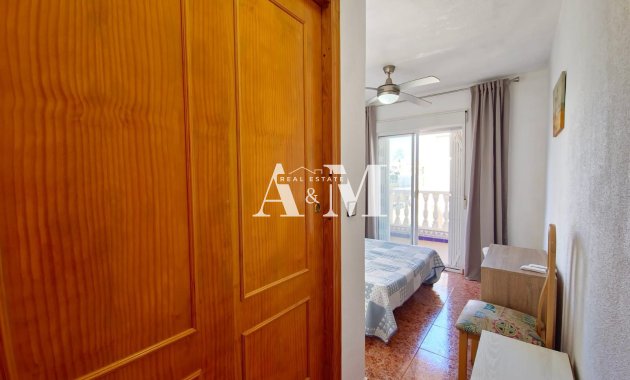 Alquiler a largo plazo - Chalet - Torrevieja - Torrelamata - La Mata