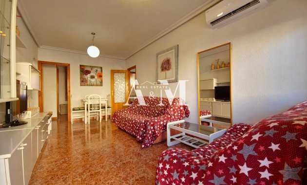 Alquiler a largo plazo - Chalet - Torrevieja - Torrelamata - La Mata