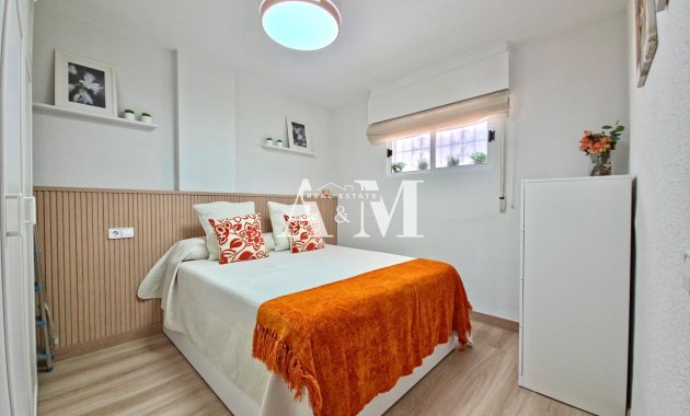 Alquiler a largo plazo - Apartamento / piso - Torre de la Horadada - Mil Palmeras