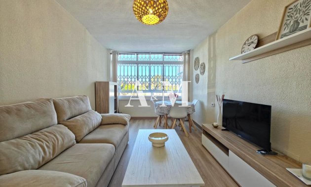 Alquiler a largo plazo - Apartamento / piso - Torre de la Horadada - Mil Palmeras