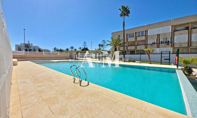 Alquiler a largo plazo - Apartamento / piso - Torre de la Horadada - Mil Palmeras