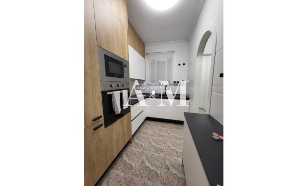 Long Term Rental - Apartment / flat - Torrevieja - Centro