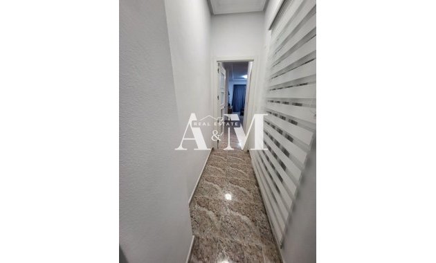 Long Term Rental - Apartment / flat - Torrevieja - Centro