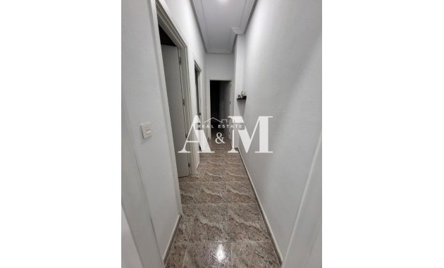 Long Term Rental - Apartment / flat - Torrevieja - Centro