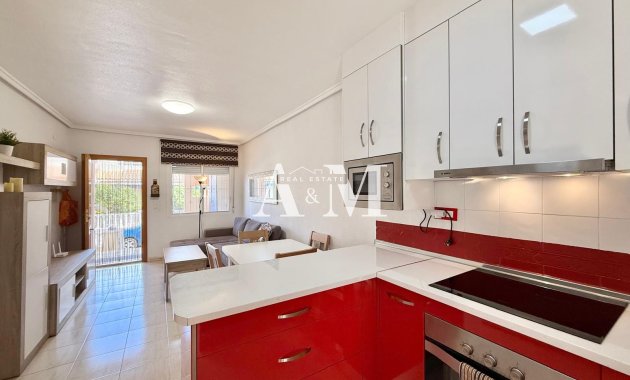 Alquiler a largo plazo - Bungalow - Orihuela Costa - La Florida