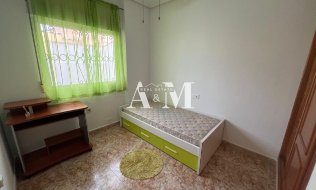 Location à long terme - ground-floor - Orihuela Costa - Los Altos