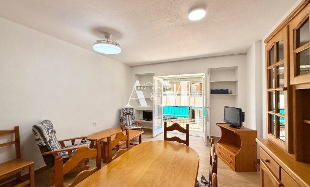 Alquiler a largo plazo - Apartamento / piso - Torrevieja - El Acequión - Los Náufragos