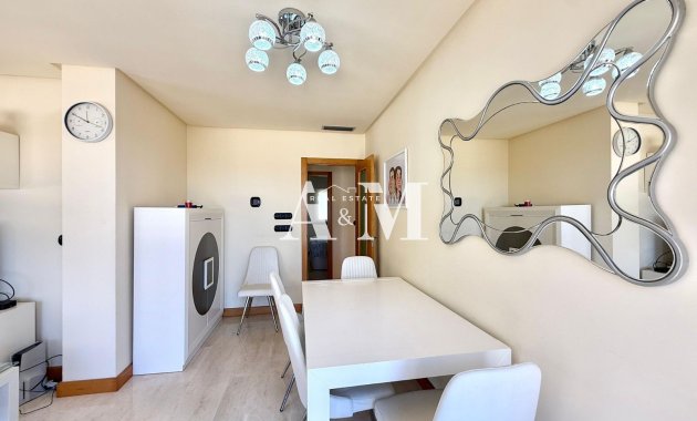 Alquiler a largo plazo - Ático - Guardamar del Segura - Urbanizaciones