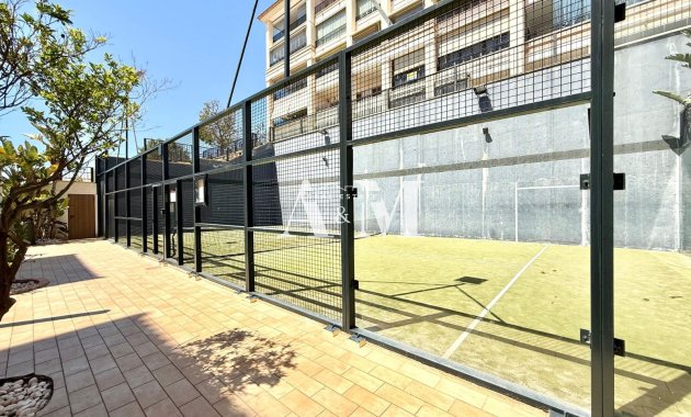 Alquiler a largo plazo - Ático - Guardamar del Segura - Urbanizaciones