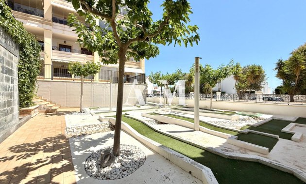 Alquiler a largo plazo - Ático - Guardamar del Segura - Urbanizaciones