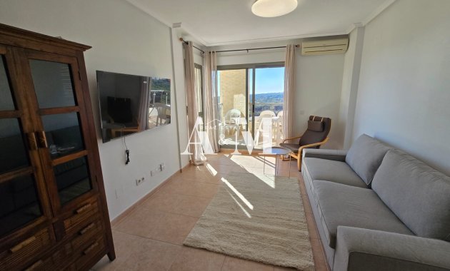 Alquiler a largo plazo - Apartamento / piso - Guardamar del Segura - Urbanizaciones