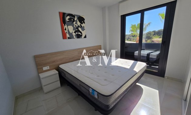 Alquiler a largo plazo - Apartamento / piso - Orihuela Costa - Los Almendros