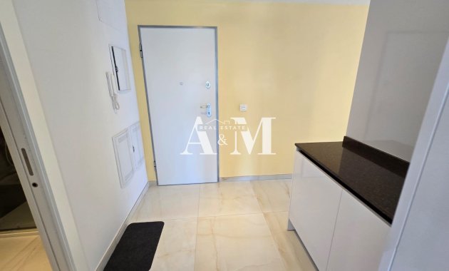 Alquiler a largo plazo - Apartamento / piso - Orihuela Costa - Los Almendros